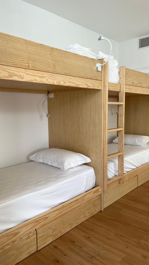 Matriz 55, Hostel & Suites Понта-Делгада Экстерьер фото