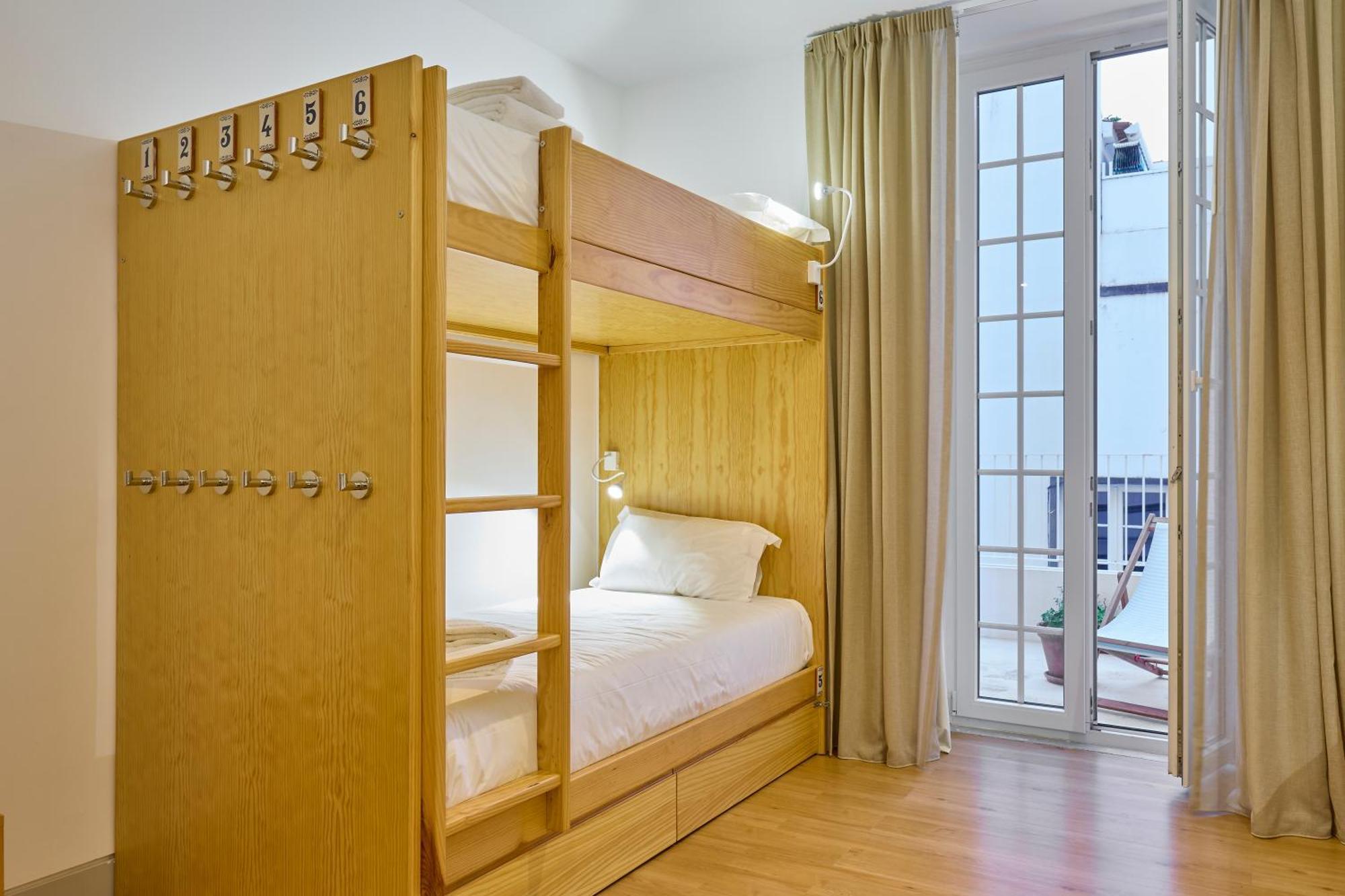 Matriz 55, Hostel & Suites Понта-Делгада Номер фото